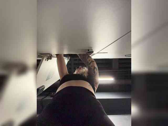 FetishTeacher webcam