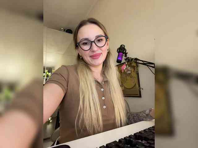 Miss-Fetish Sex Cam Show