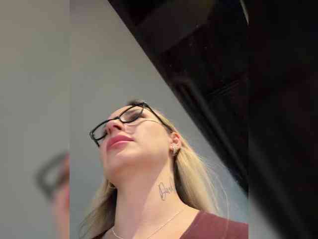 FetishTeacher webcam