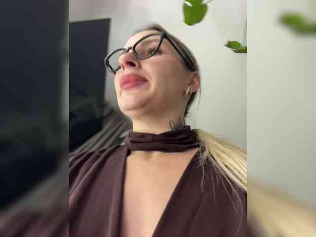 FetishTeacher webcam