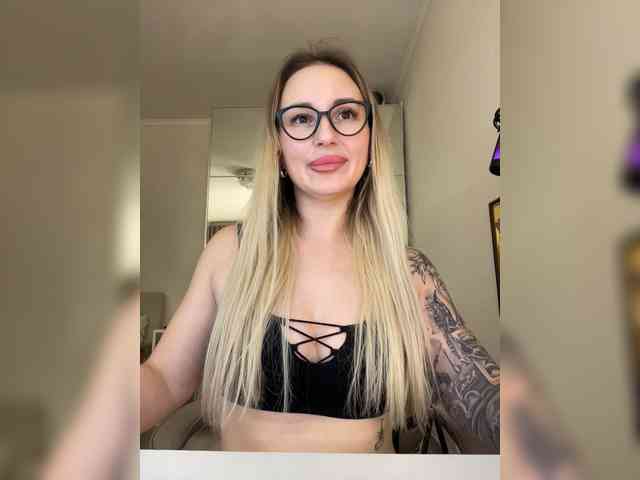 FetishTeacher webcam