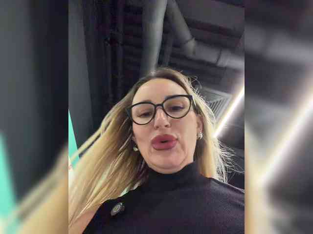 FetishTeacher webcam
