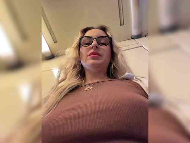 Miss-Fetish Sex Cam Show