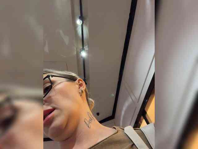 FetishTeacher webcam