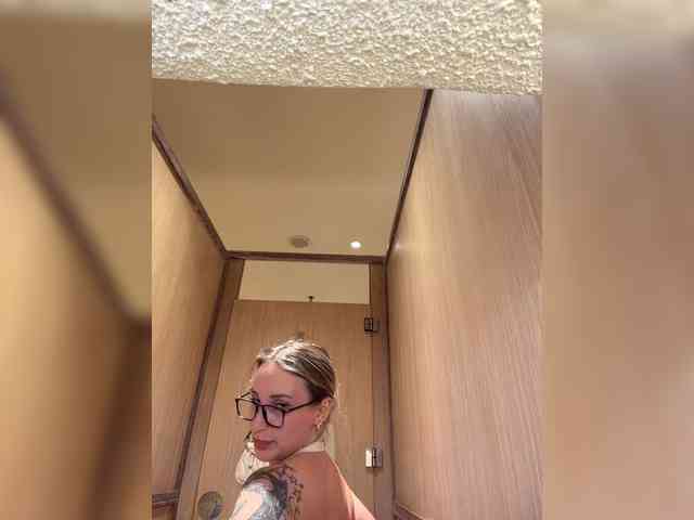 FetishTeacher webcam