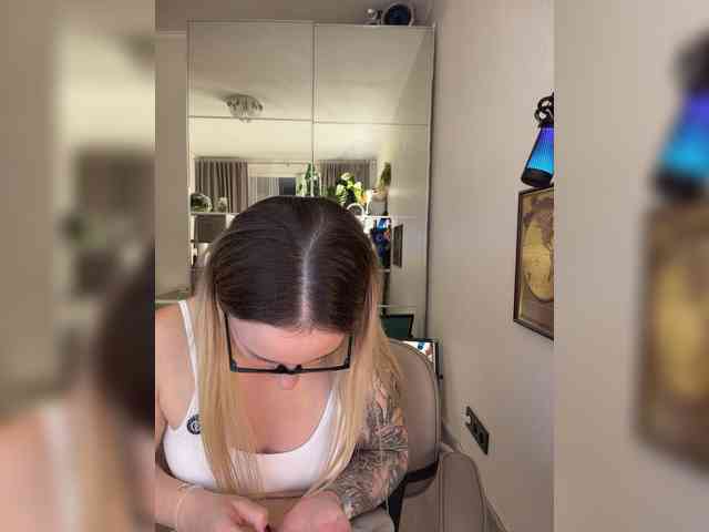 FetishTeacher webcam