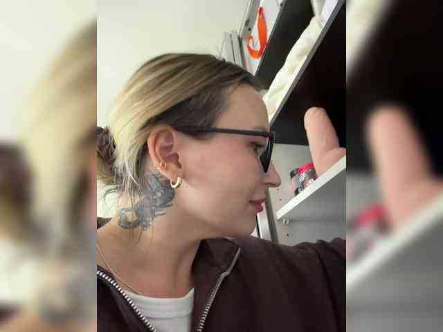 FetishTeacher webcam