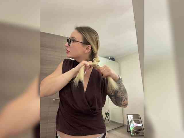 FetishTeacher webcam