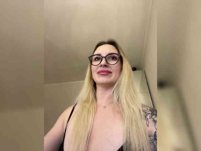 FetishTeacher webcam