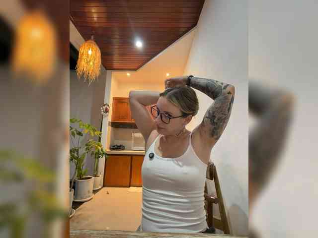 FetishTeacher webcam