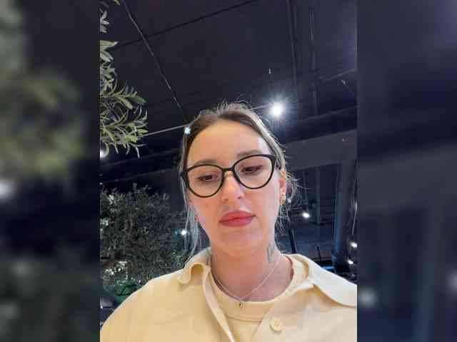 FetishTeacher webcam