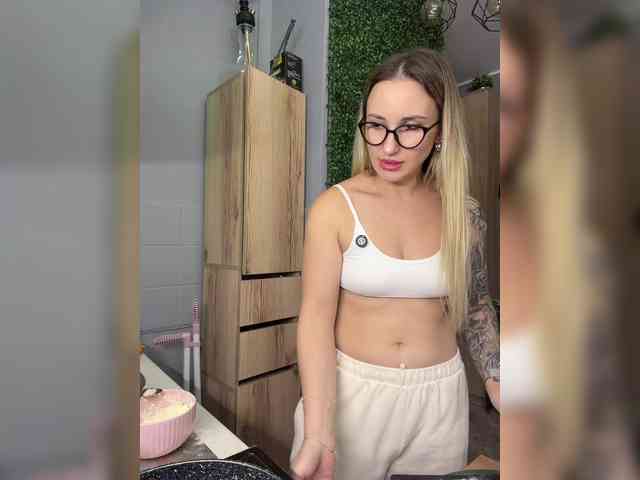FetishTeacher webcam