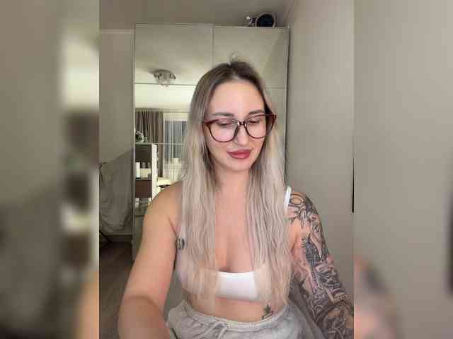 FetishTeacher webcam