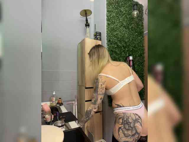 FetishTeacher webcam