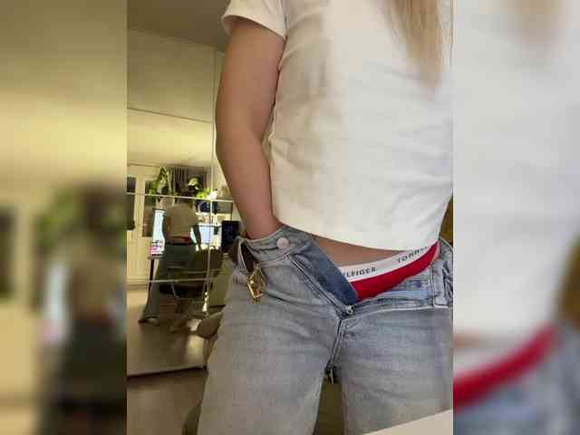Model: FetishTeacher