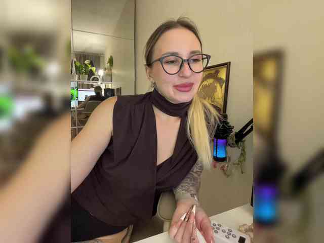 FetishTeacher webcam