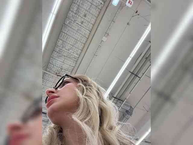FetishTeacher webcam
