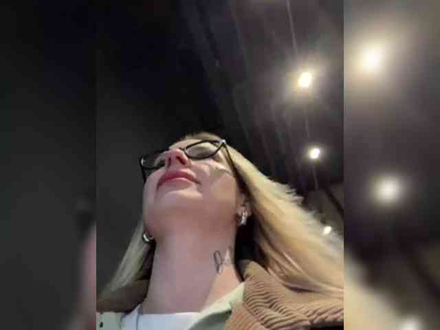 FetishTeacher webcam