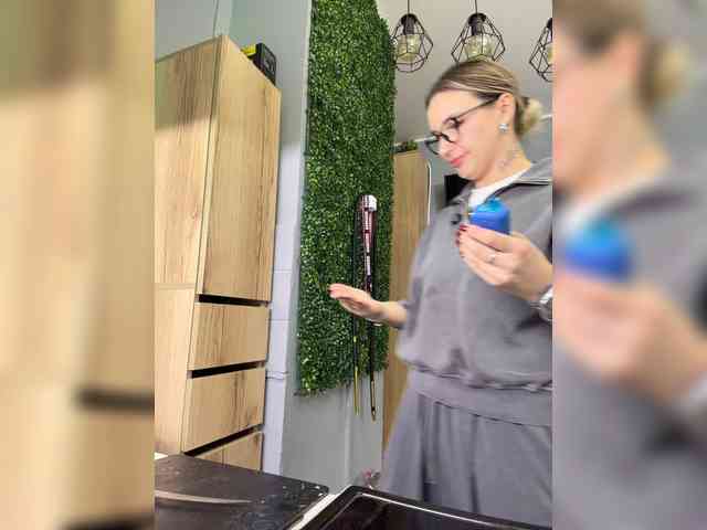 FetishTeacher webcam