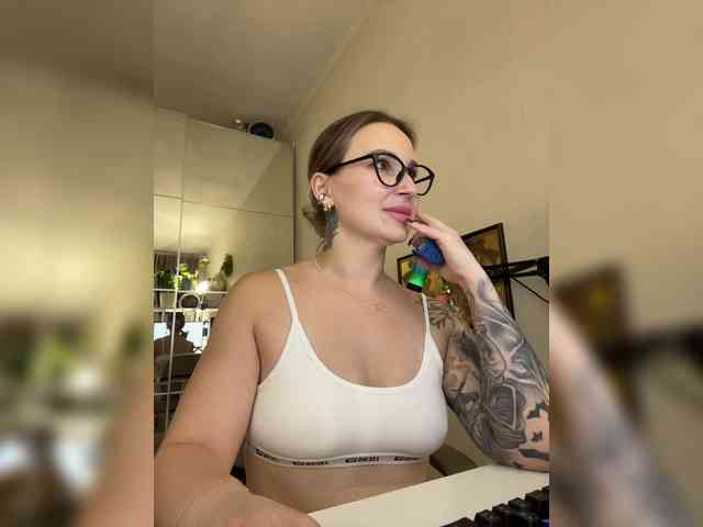 FetishTeacher webcam