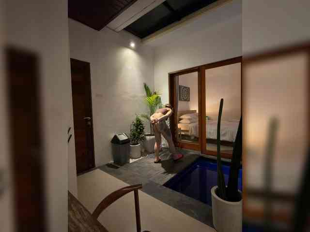 FetishTeacher webcam