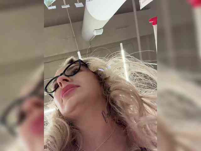 FetishTeacher webcam