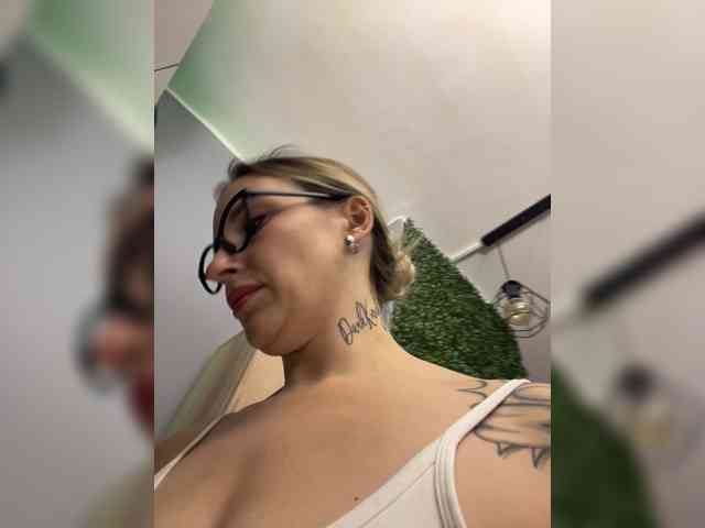 FetishTeacher webcam