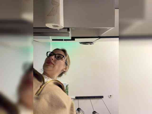 Model: FetishTeacher