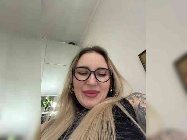Miss-Fetish Miss-Fetish