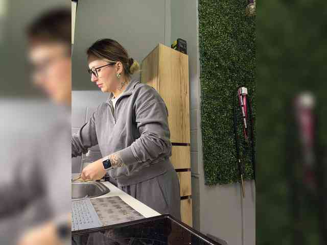 FetishTeacher webcam
