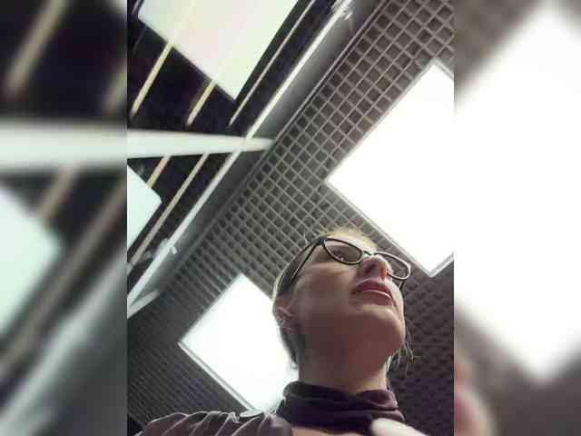 FetishTeacher webcam