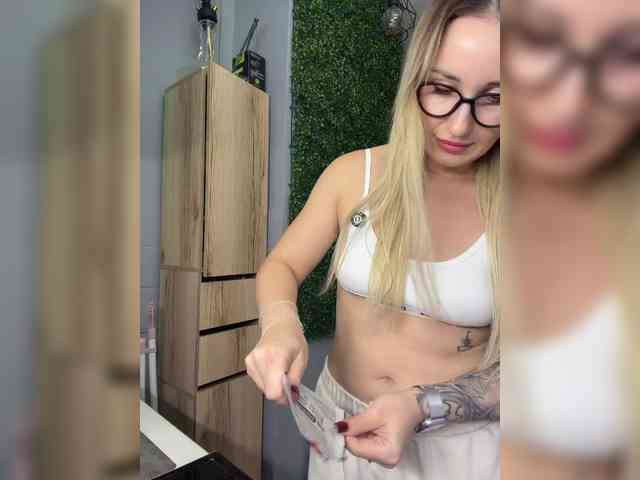 FetishTeacher webcam