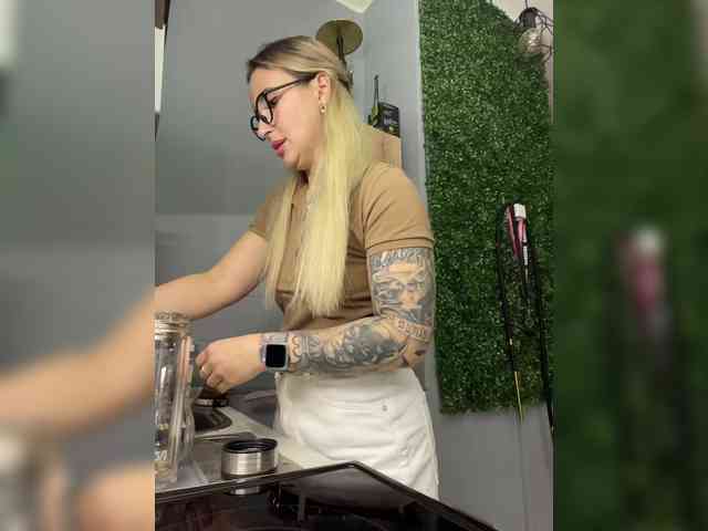 Miss-Fetish Sex Cam Show