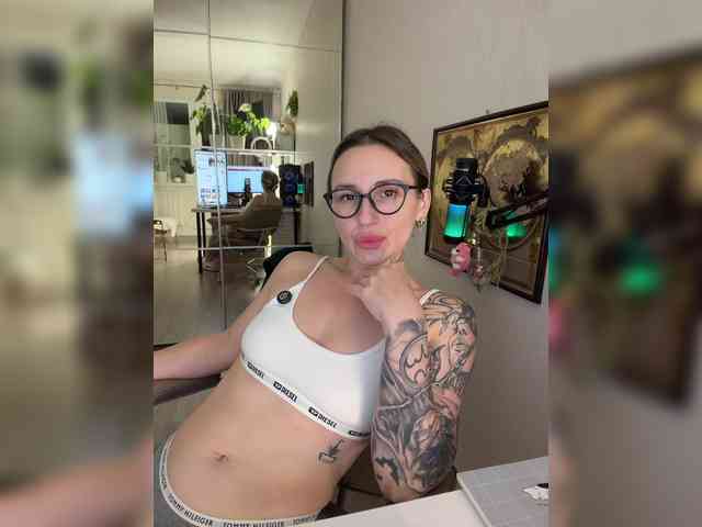 FetishTeacher webcam