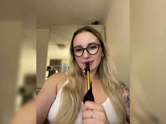 Miss-Fetish Sex Cam Show