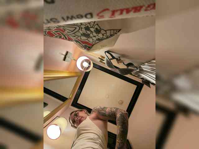 FetishTeacher webcam