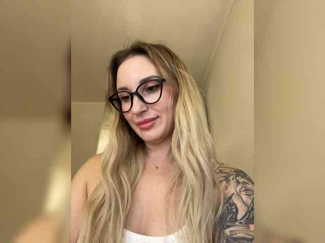 Miss-Fetish Sex Cam Show