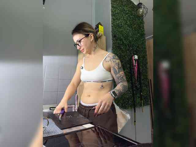 FetishTeacher webcam