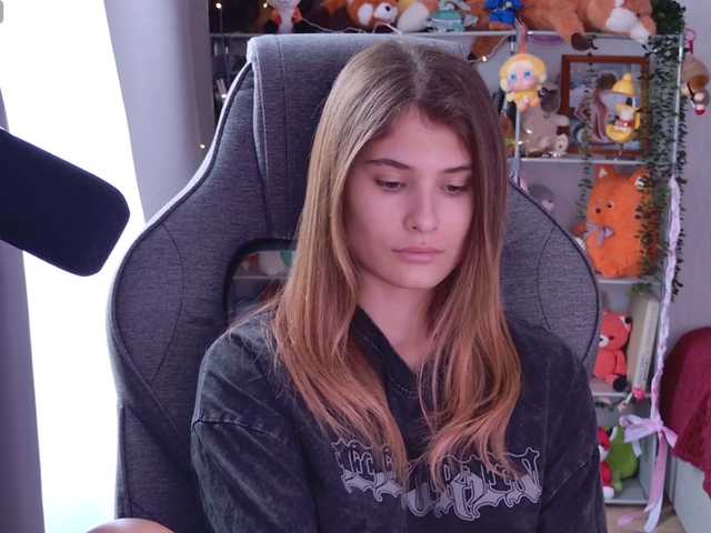 FOX69LOVE live cam on BongaCams