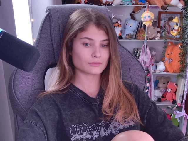 FOX69LOVE live cam on BongaCams