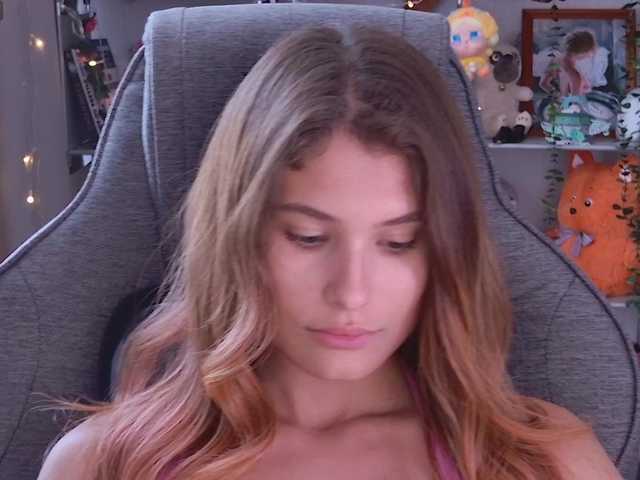 fox69love cam belle