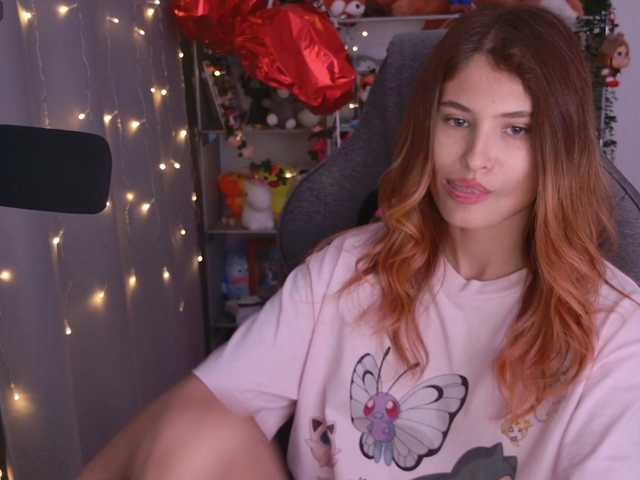 FOX69LOVE live cam on BongaCams