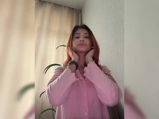 FOX69LOVE's BongaCams show and profile