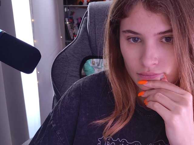 FOX69LOVE live cam on BongaCams