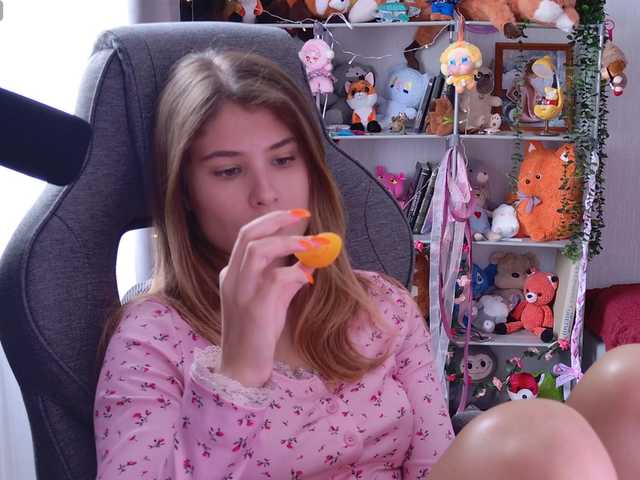 FOX69LOVE live cam on BongaCams