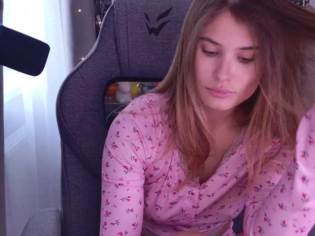 FOX69LOVE live cam on BongaCams