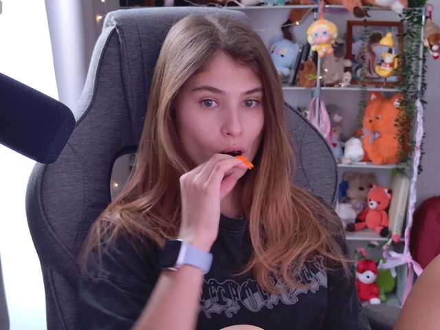 fox69love live sex show