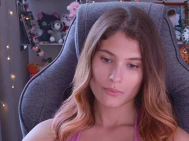 fox69love cam belle