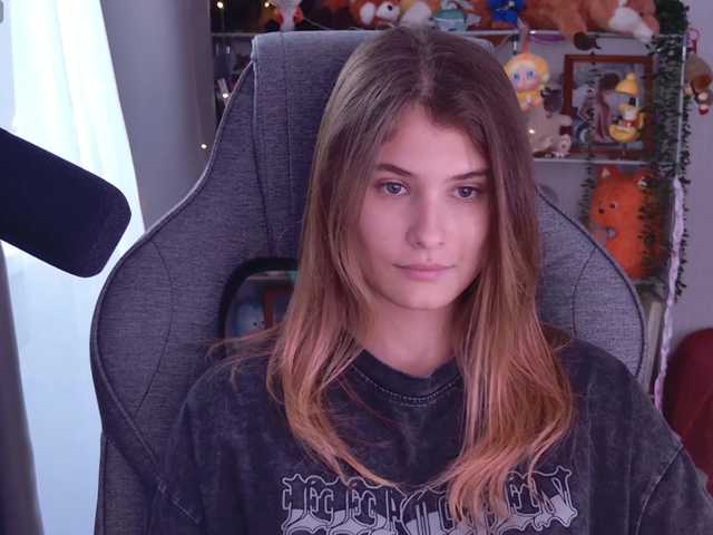 FOX69LOVE live cam on BongaCams