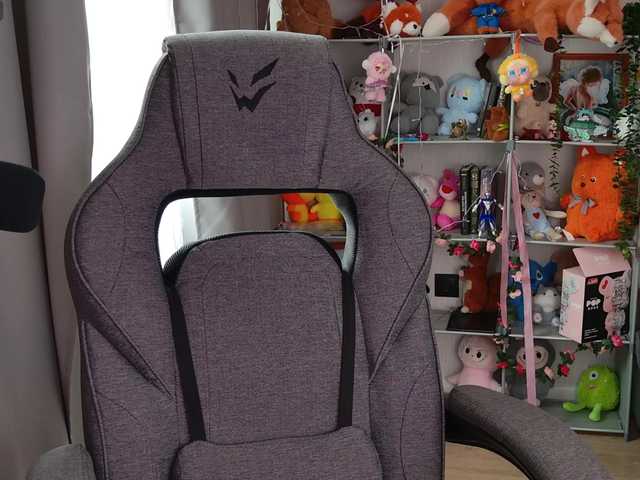 FOX69LOVE's BongaCams show and profile